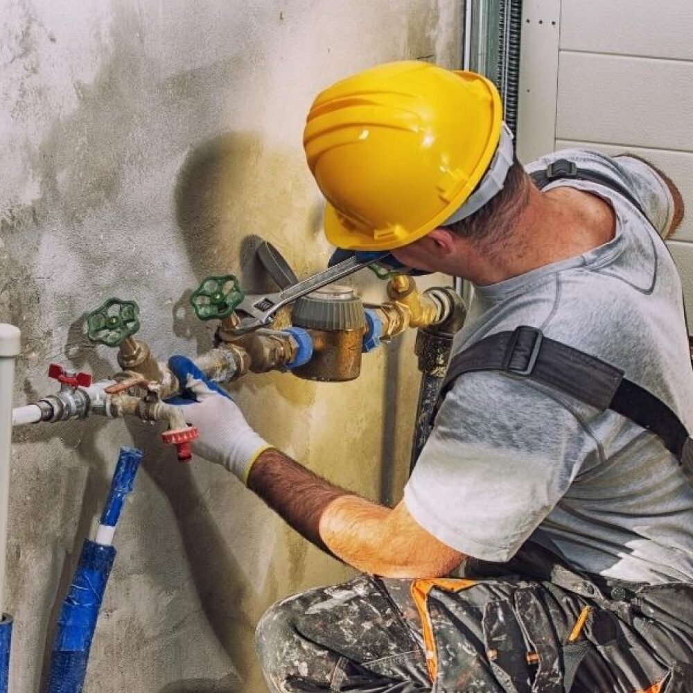 Industries We Serve: Our Expertise Areas 14 lazy